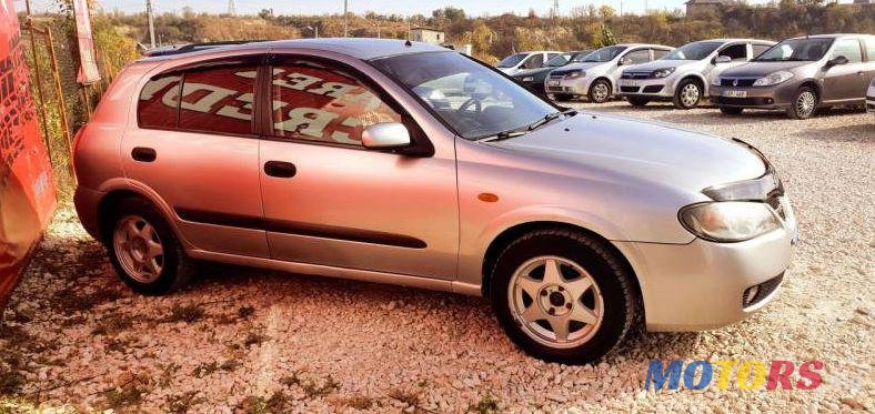 2005' Nissan Almera photo #1