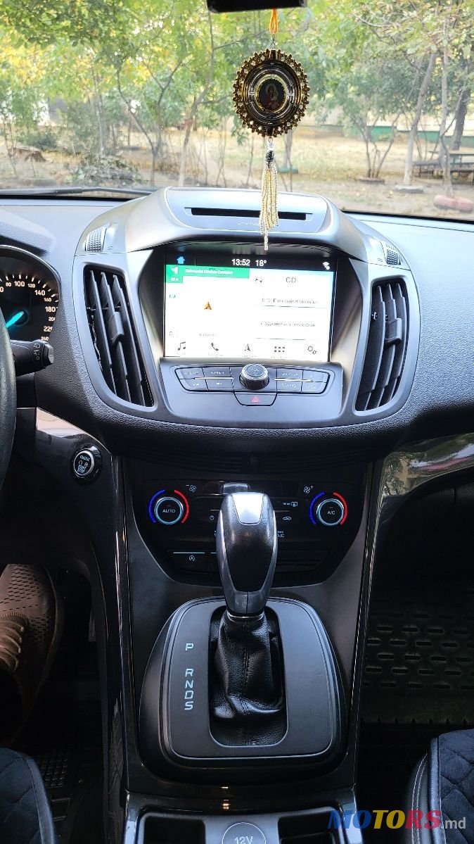 2017' Ford Kuga photo #3