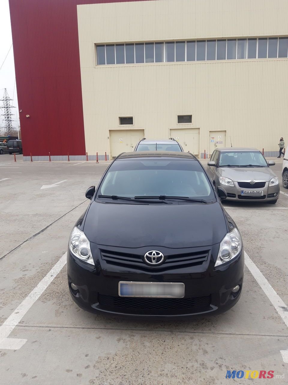 2010' Toyota Auris photo #4