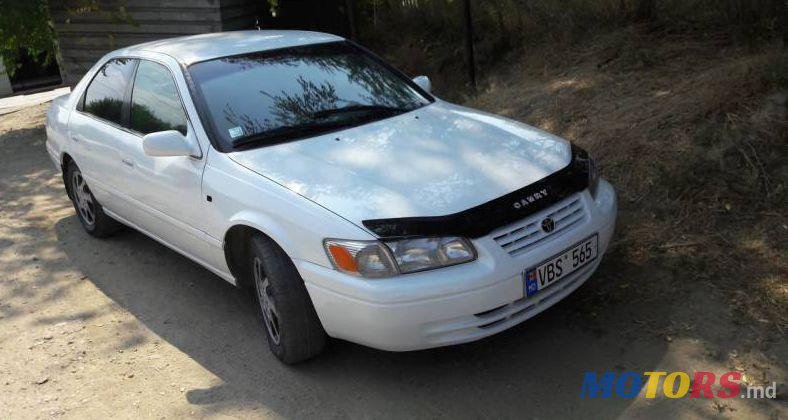 2001' Toyota Camry photo #1