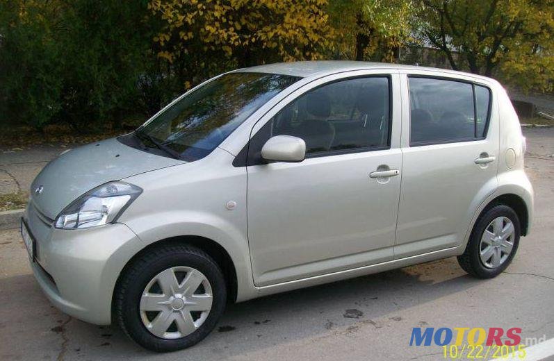 2007' Daihatsu Sirion photo #1