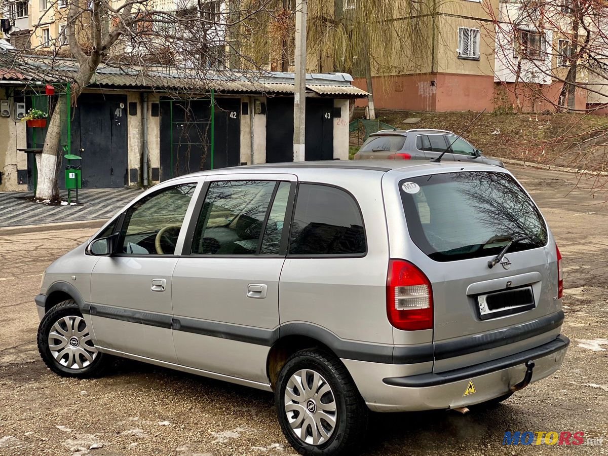 2004' Opel Zafira photo #4