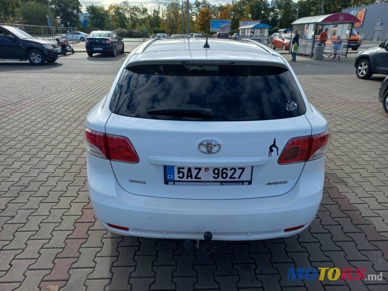 2010' Toyota Avensis photo #3