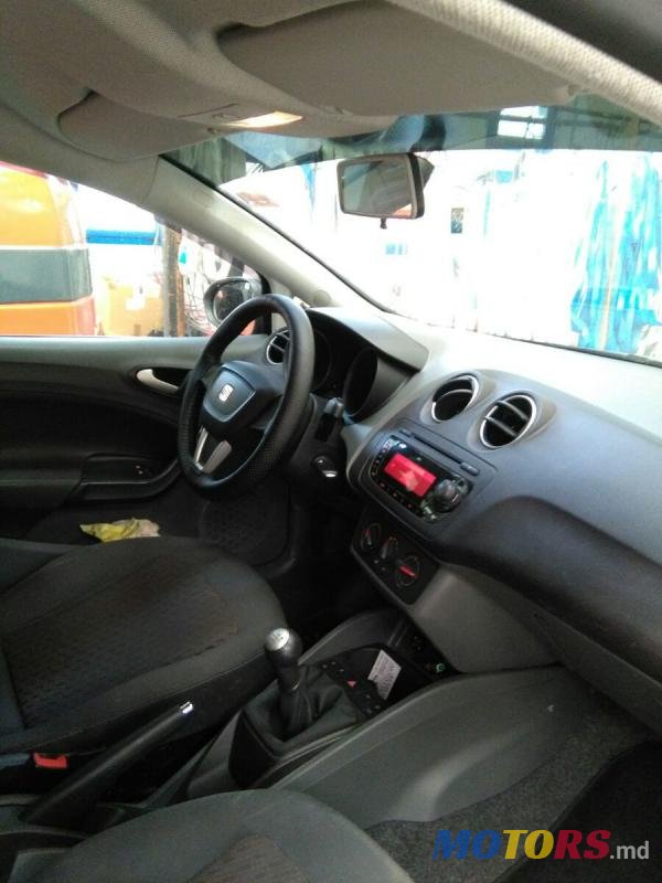 2009' SEAT Ibiza photo #2