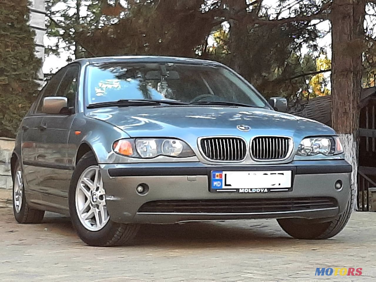 2004' BMW 3 Series photo #1