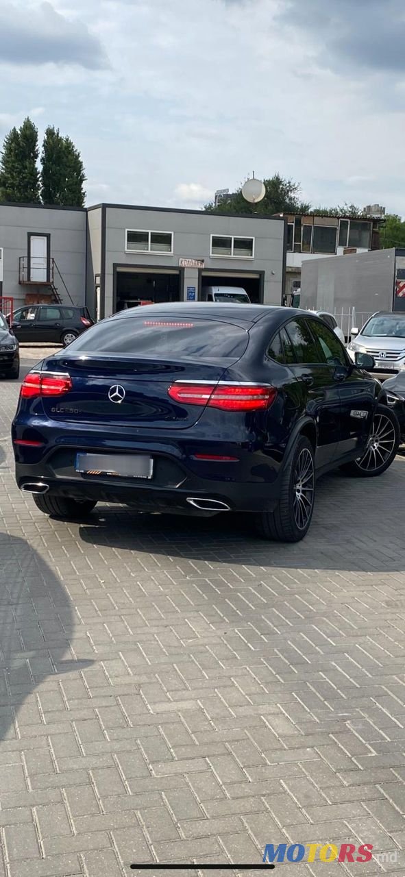 2018' Mercedes-Benz Glc Coupe photo #2