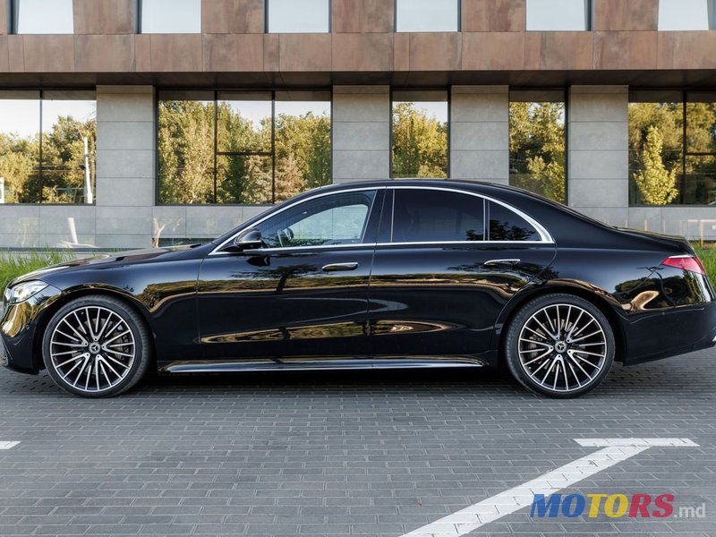 2021' Mercedes-Benz S-Class photo #2