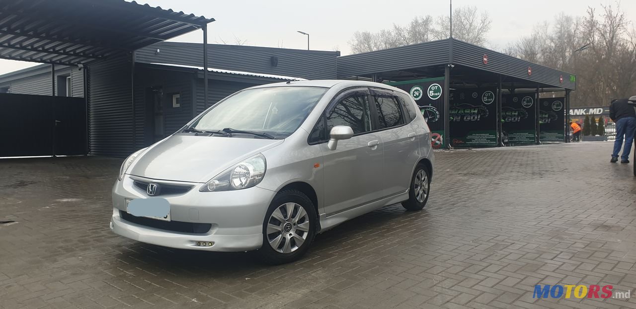 2004' Honda Jazz photo #1