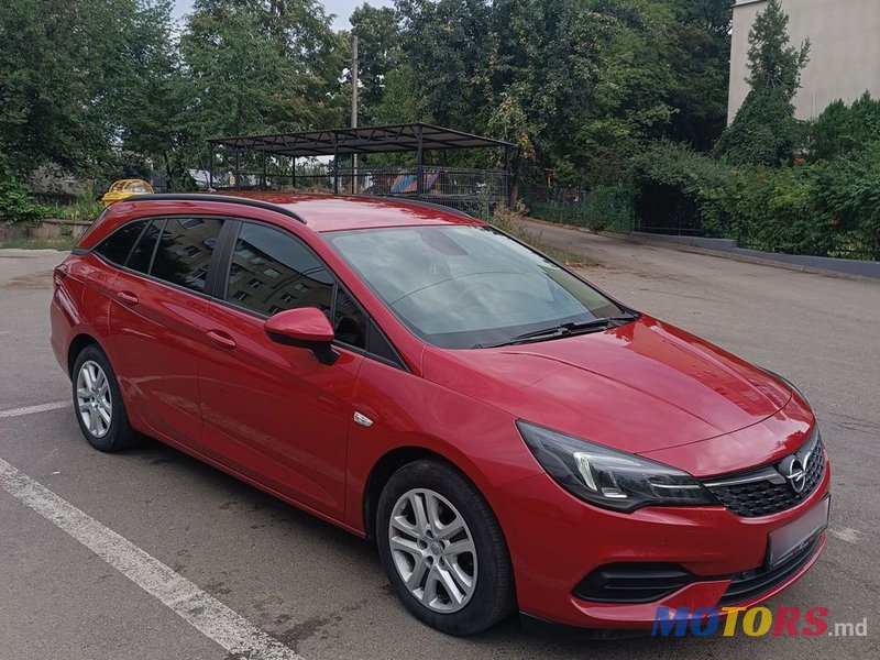 2020' Opel Astra photo #3