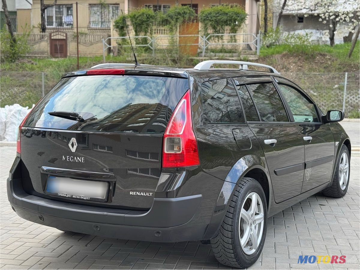 2008' Renault Megane photo #5