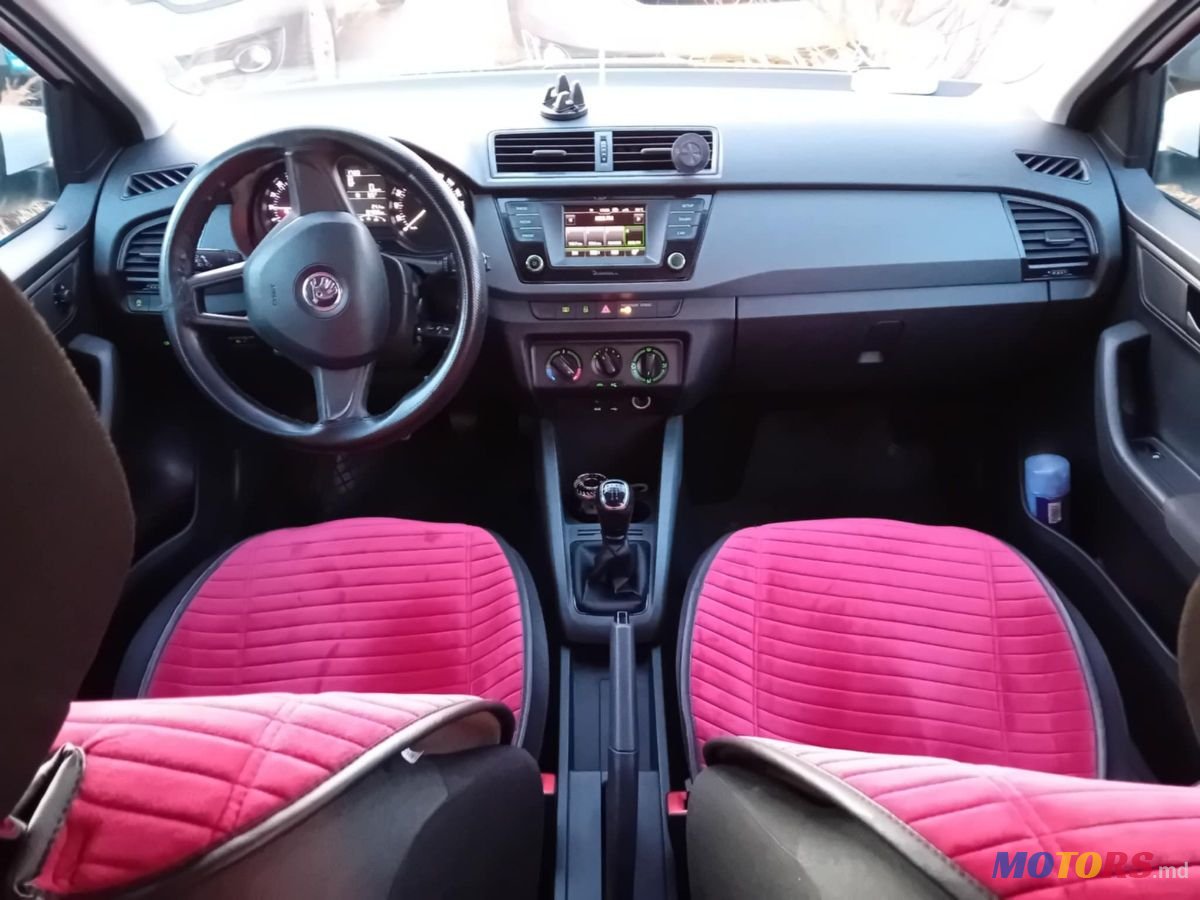 2015' Skoda Fabia photo #3