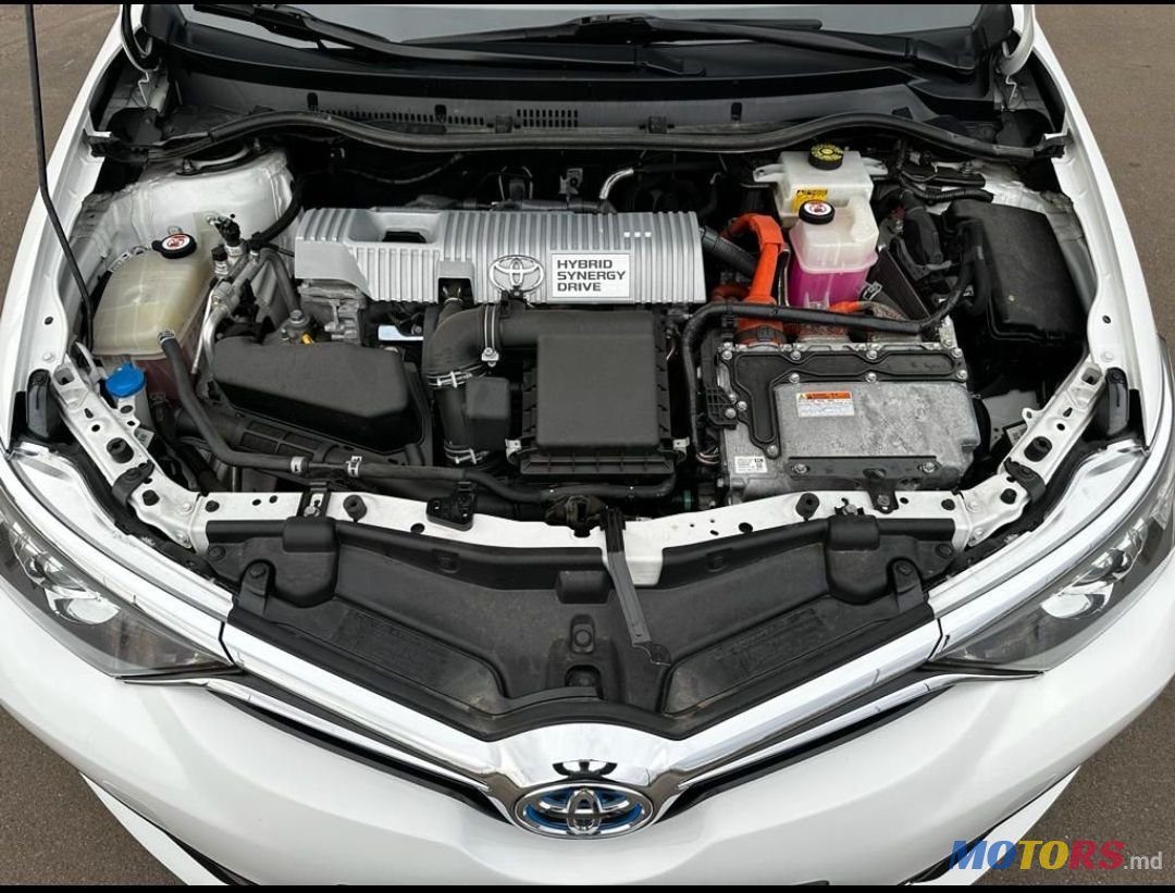 2018' Toyota Auris photo #4