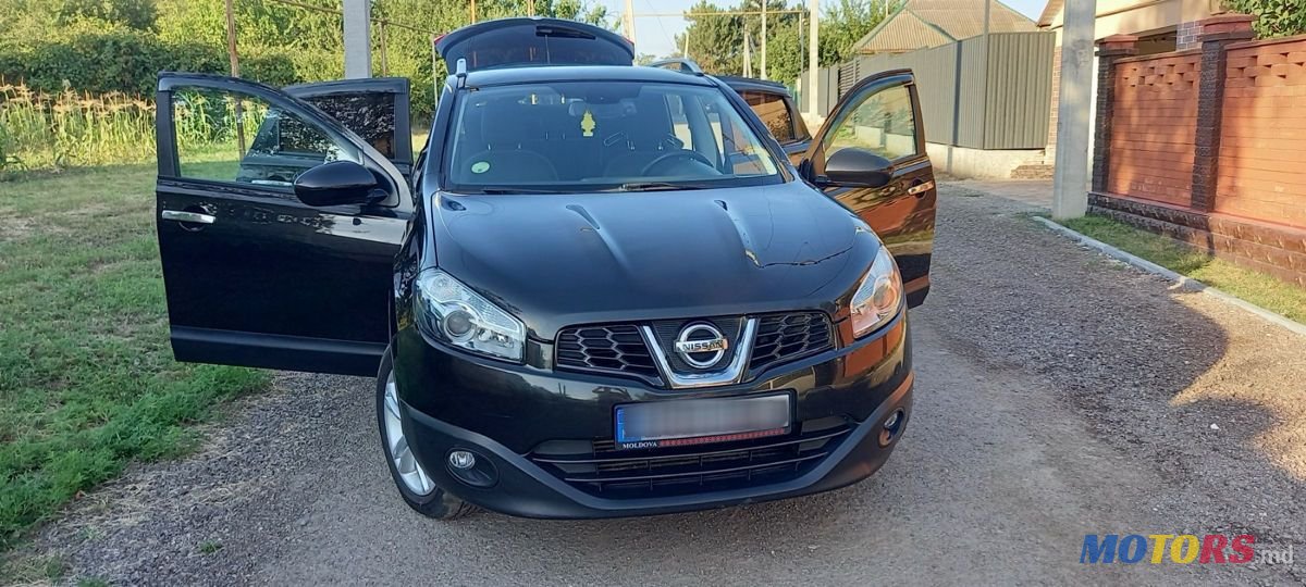 2011' Nissan Qashqai photo #2