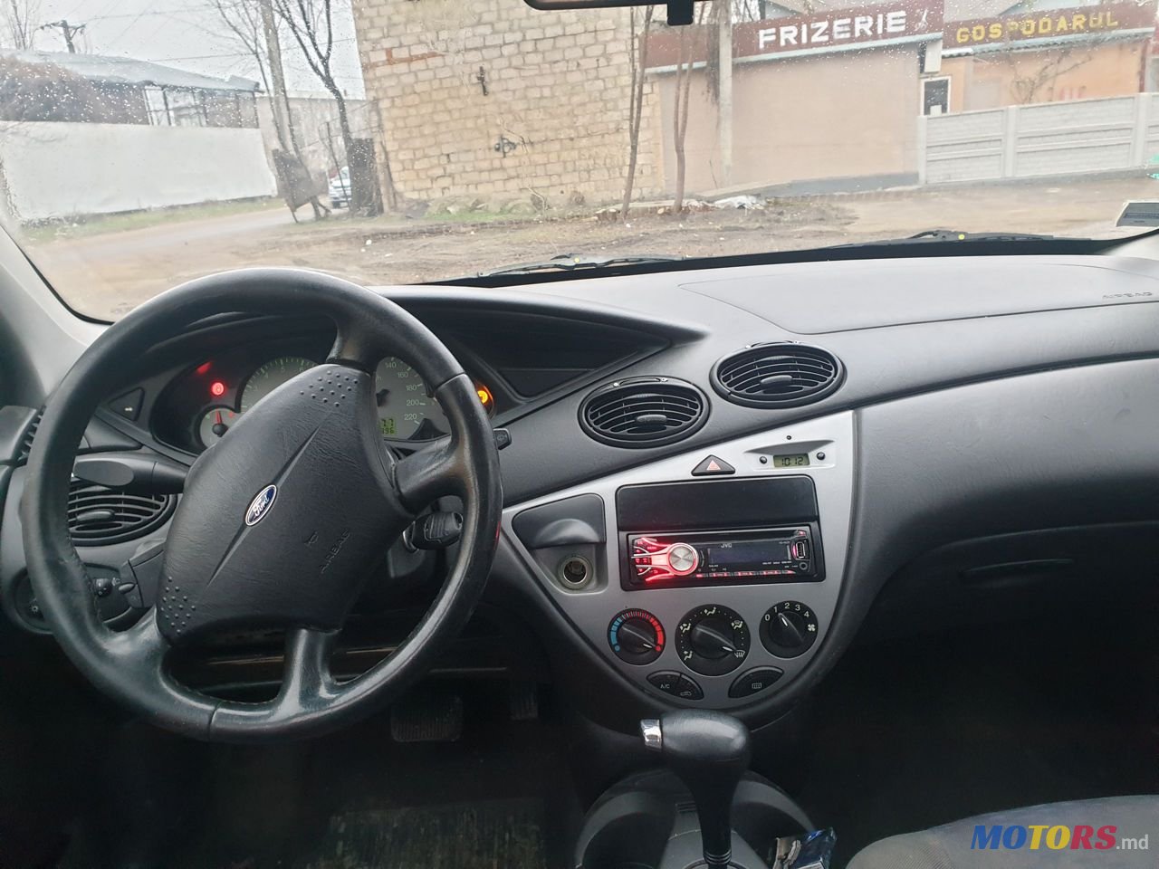 2000' Ford Focus photo #5