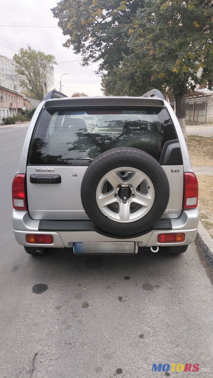 2001' Suzuki Grand Vitara photo #1