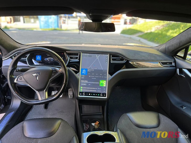2015' Tesla Model S photo #3