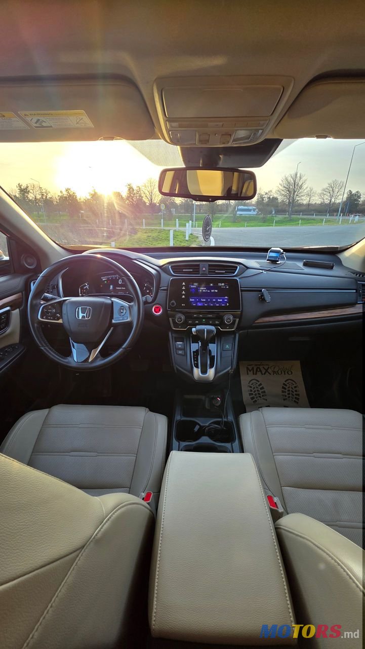 2018' Honda CR-V photo #5