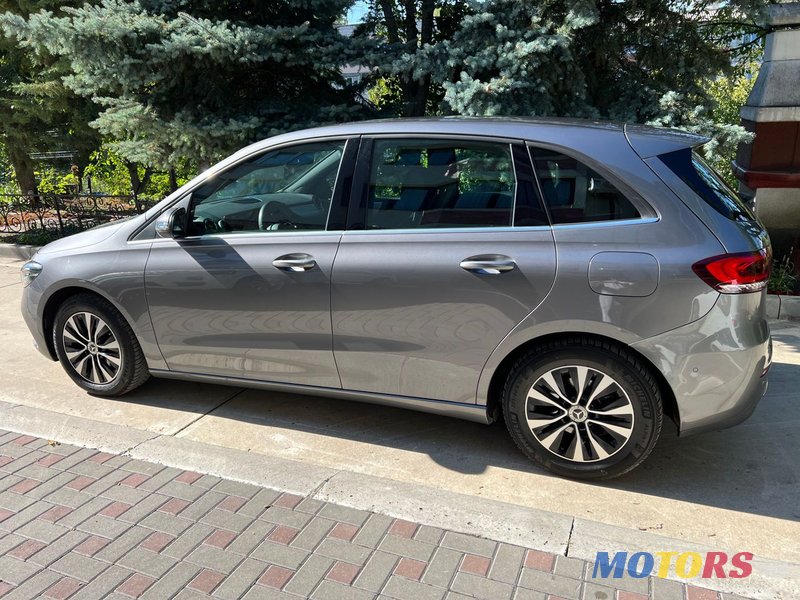 2019' Mercedes-Benz B-Class photo #3