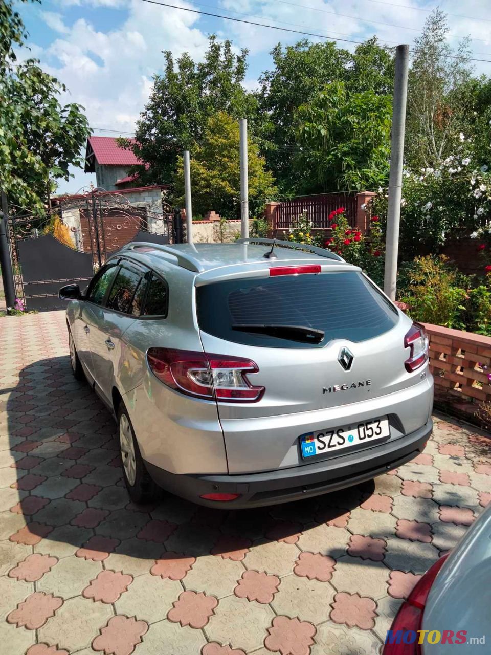 2013' Renault Megane photo #2