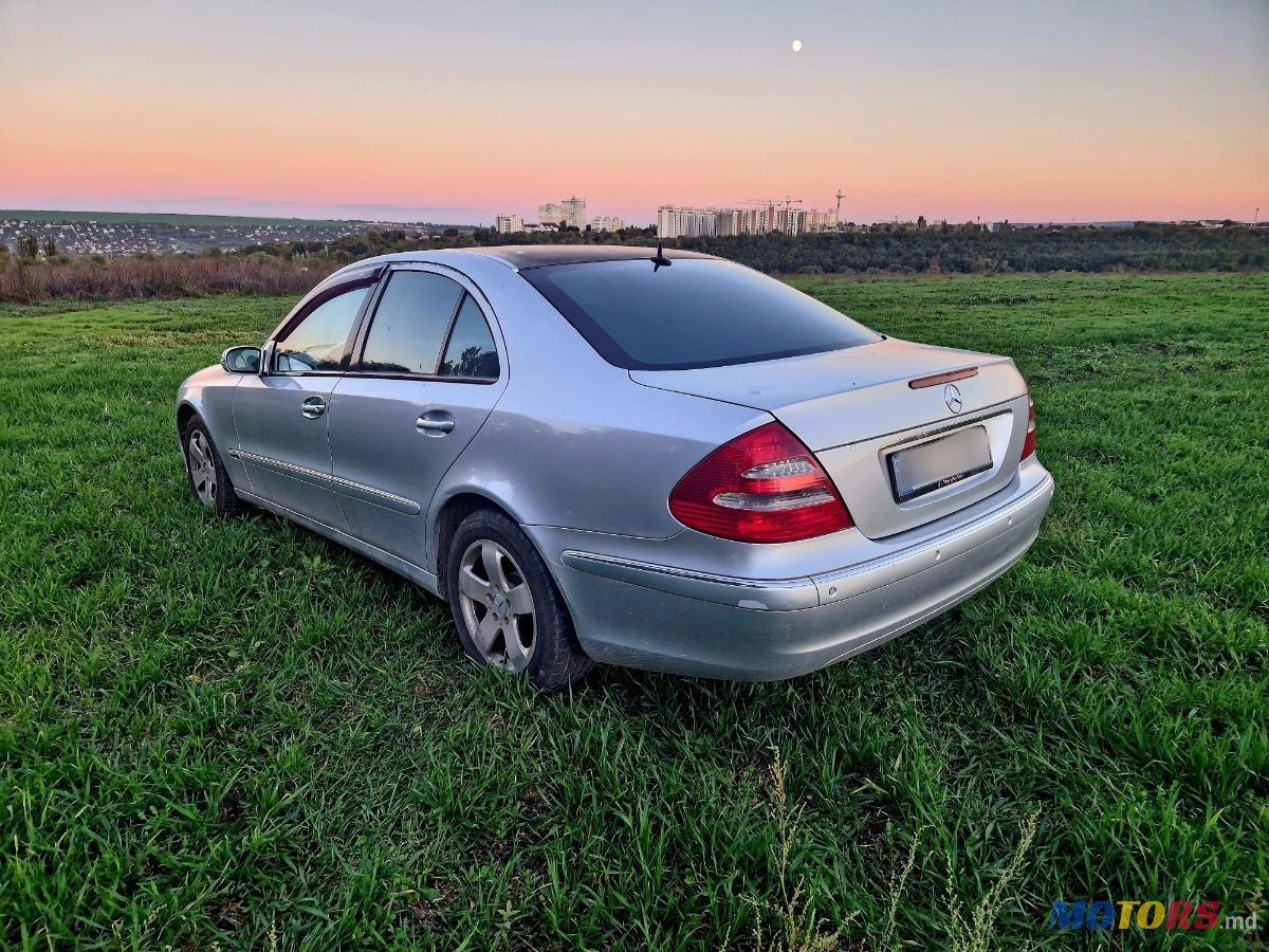 2005' Mercedes-Benz E-Class photo #4