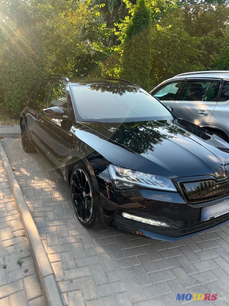 2020' Skoda Superb photo #5