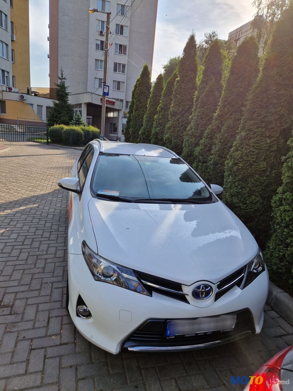 2015' Toyota Auris photo #1