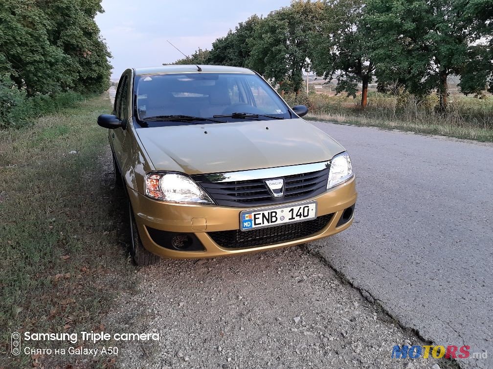 2012' Dacia Logan photo #3