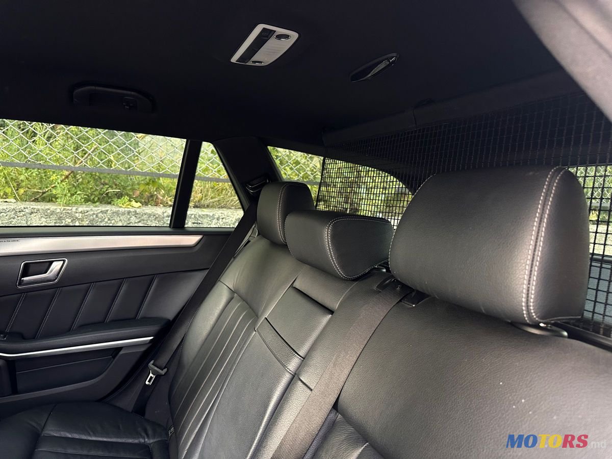 2014' Mercedes-Benz E-Class Wagon photo #5