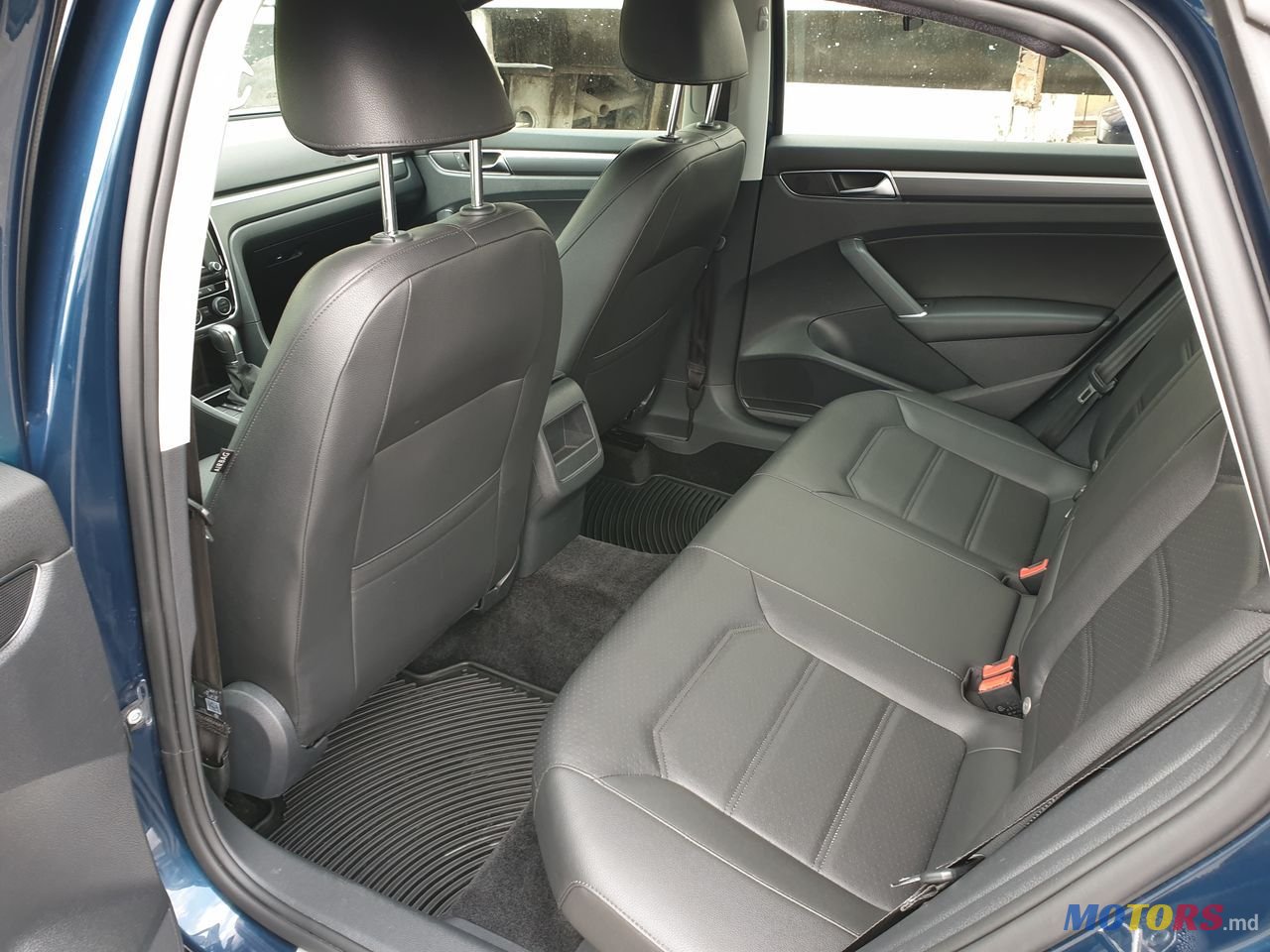 2018' Volkswagen Passat photo #6