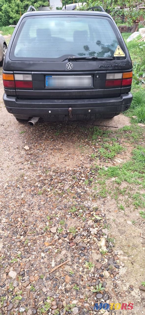 1993' Volkswagen Passat photo #6