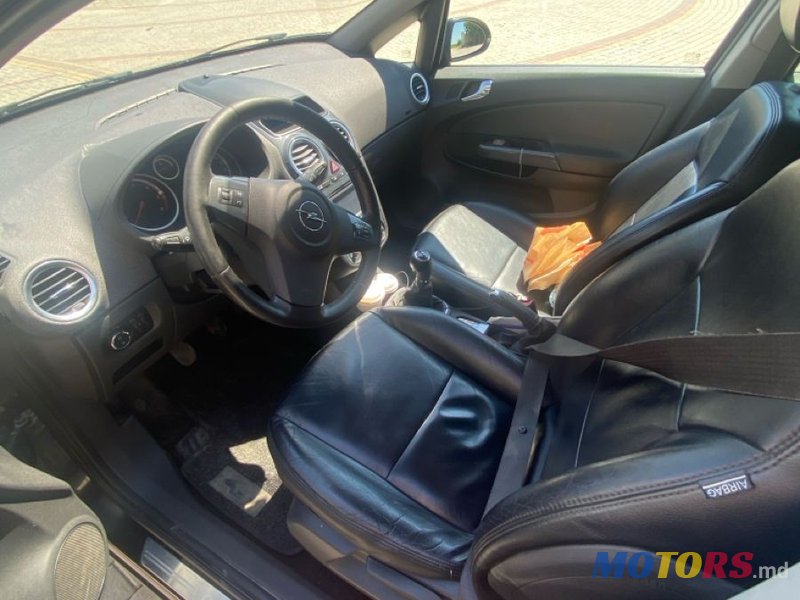 2012' Opel Corsa photo #6