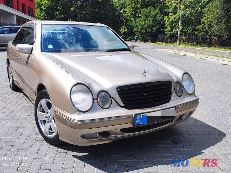 2001' Mercedes-Benz E Класс photo #1