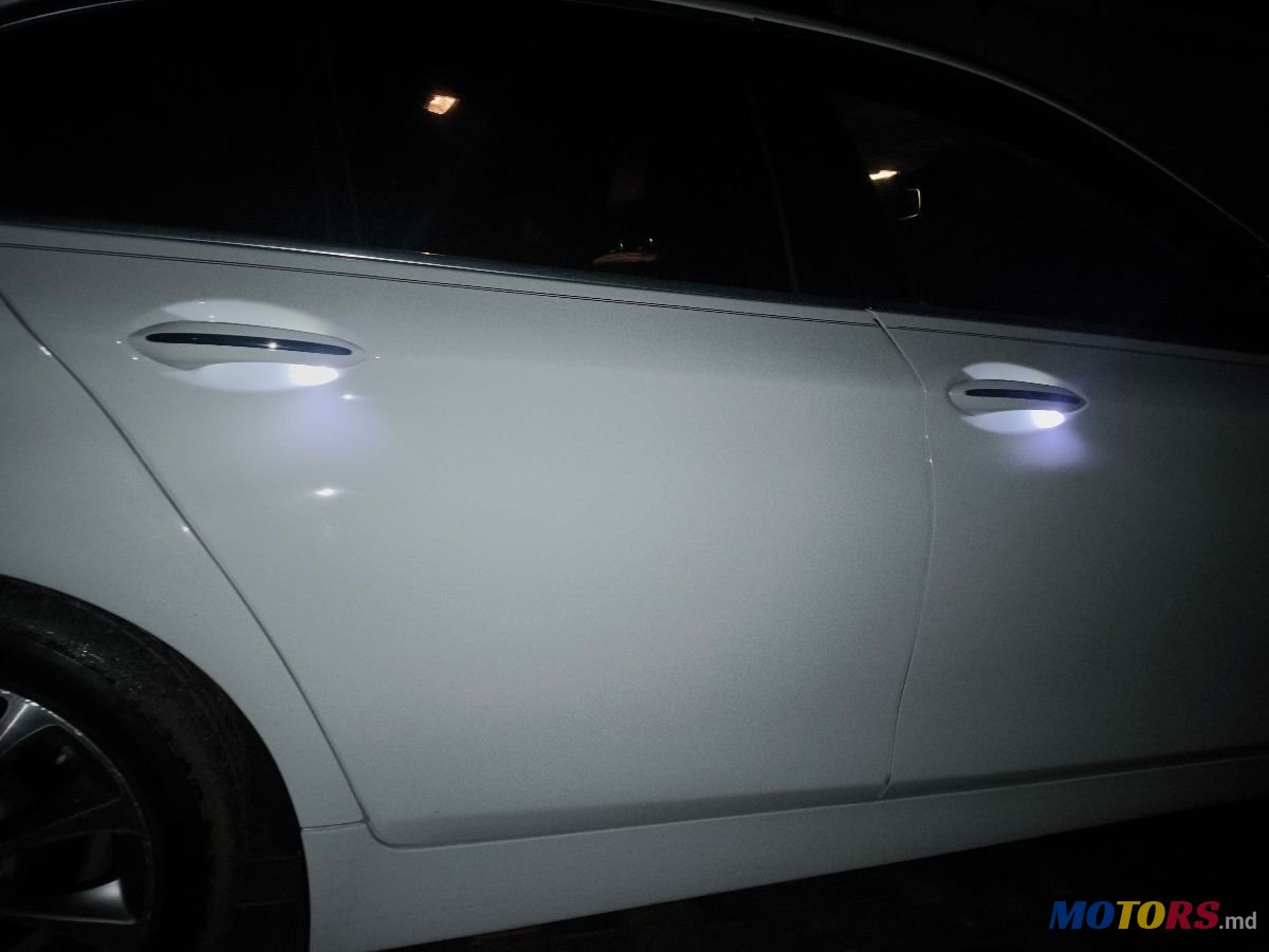 2016' BMW 5 Series photo #6