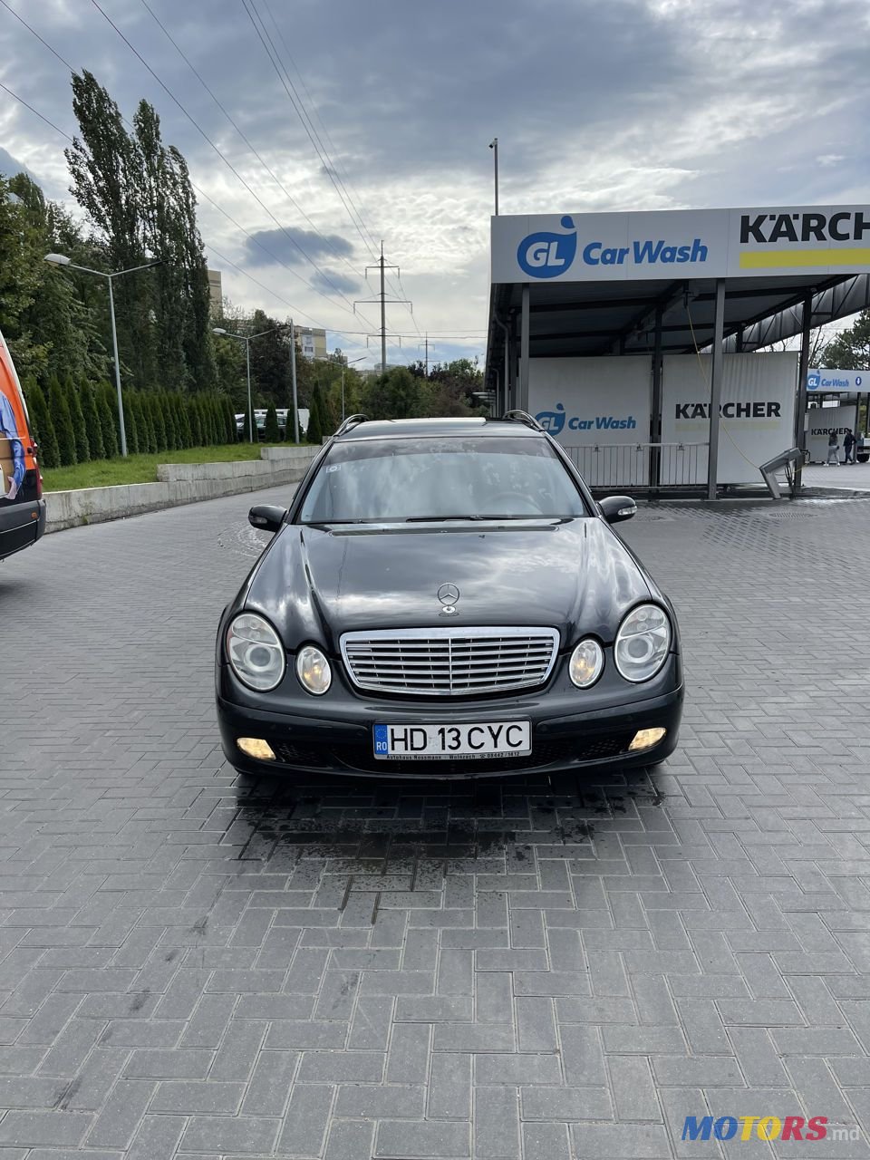 2004' Mercedes-Benz E Класс photo #2