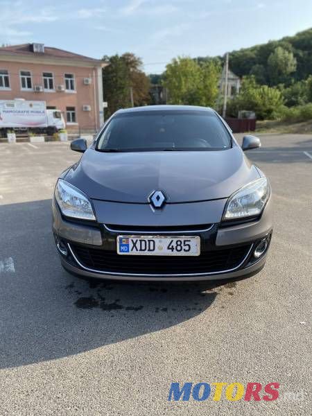 2012' Renault Megane photo #1
