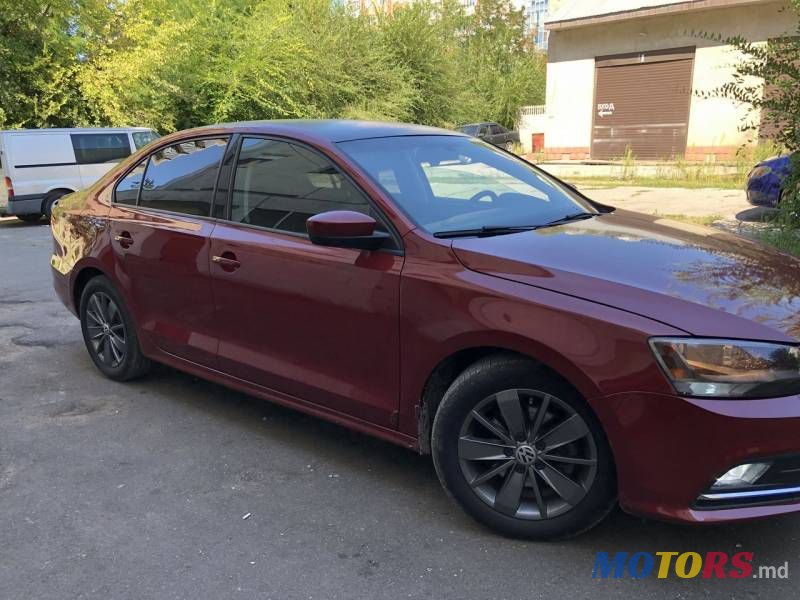 2016' Volkswagen Jetta photo #2