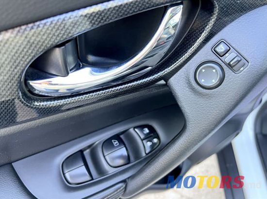 2015' Nissan X-Trail photo #3