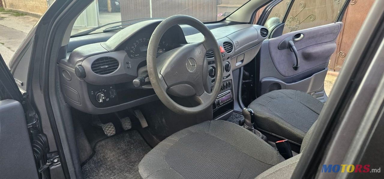 2001' Mercedes-Benz A-Class photo #6