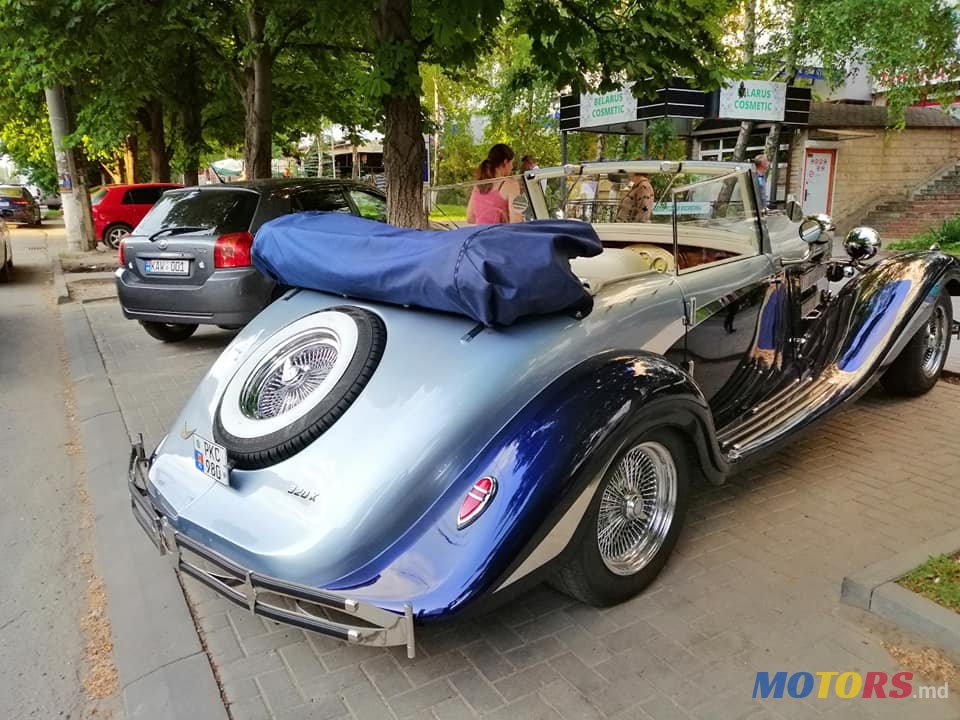 2000' Mercedes-Benz 540 K photo #3