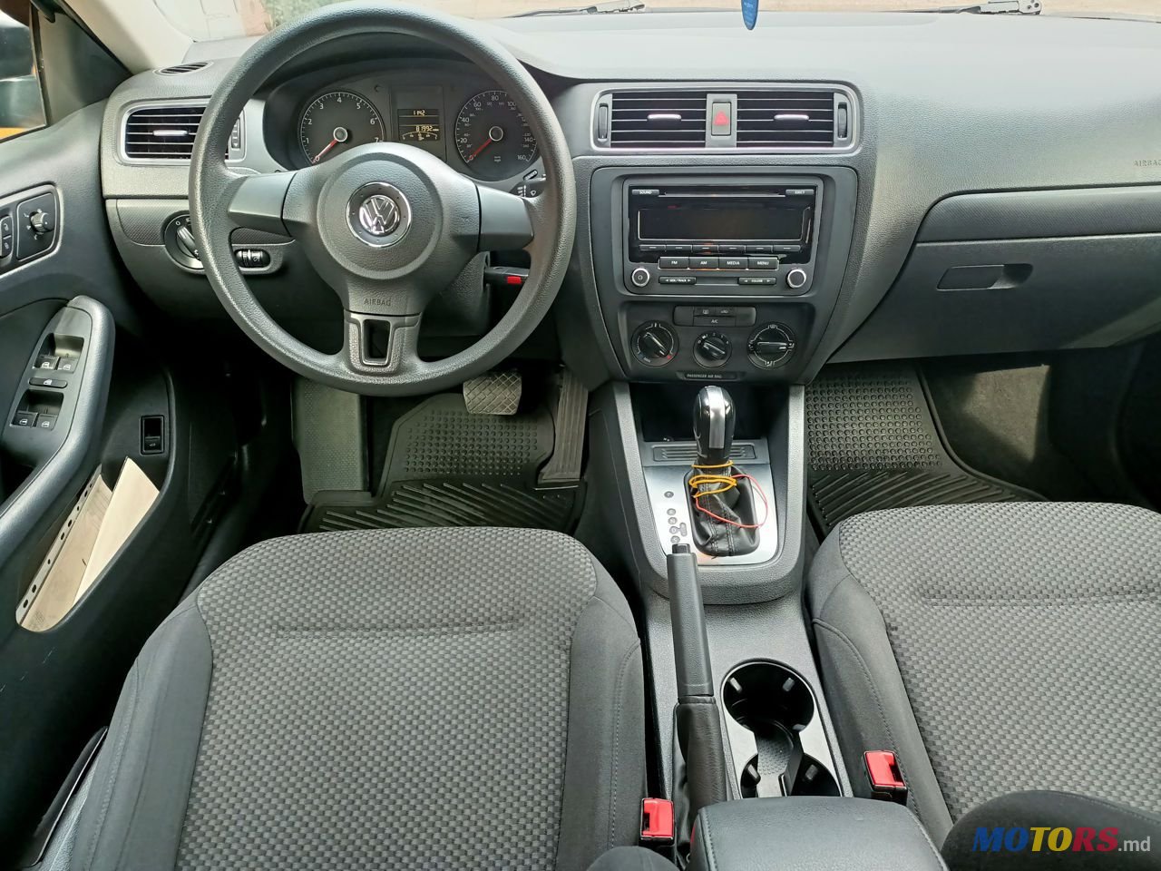 2014' Volkswagen Jetta photo #5