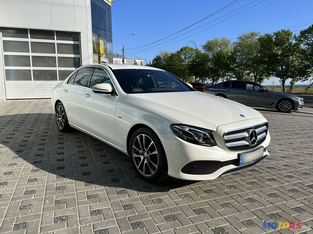 2016' Mercedes-Benz E Класс photo #1
