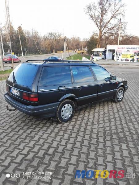 1993' Volkswagen Passat photo #6