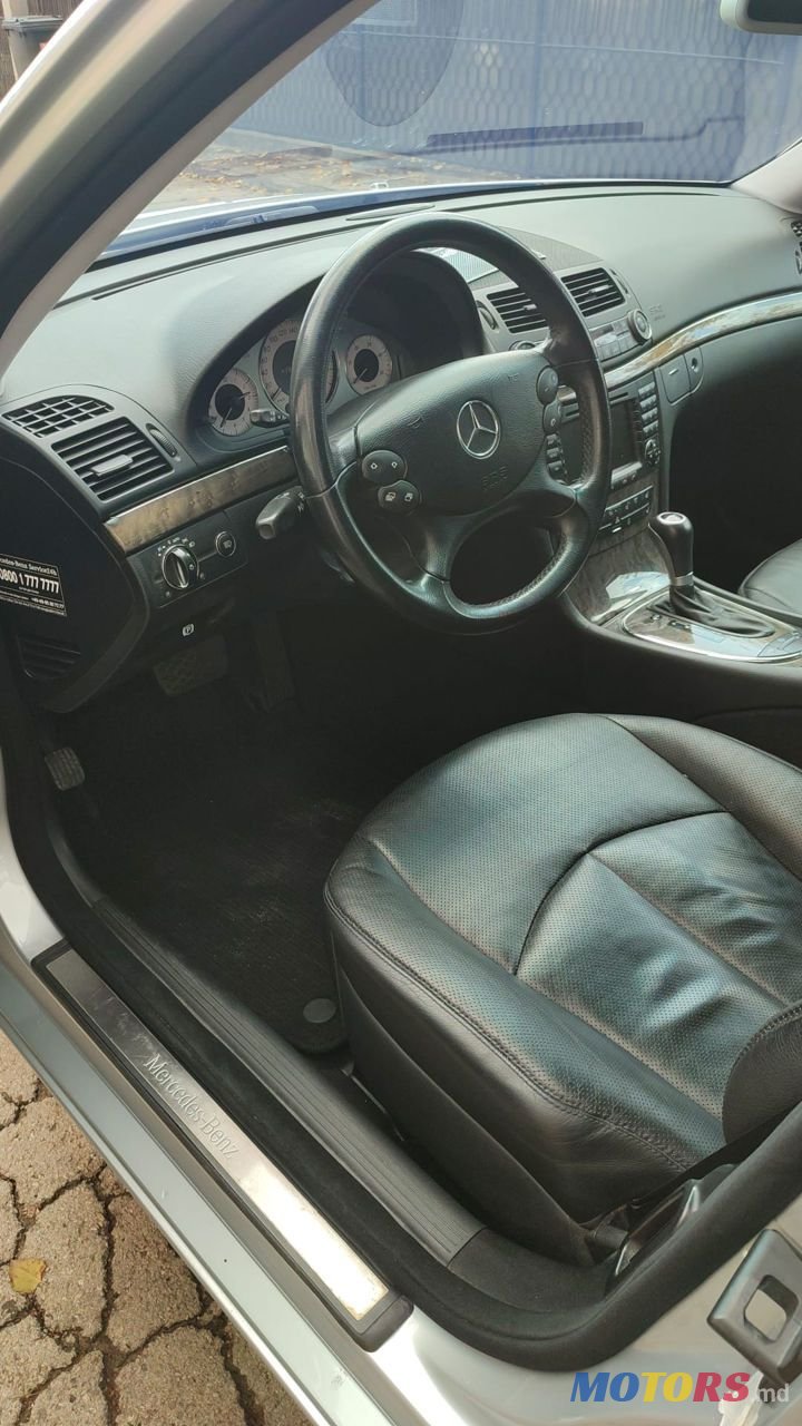 2007' Mercedes-Benz E Класс photo #5
