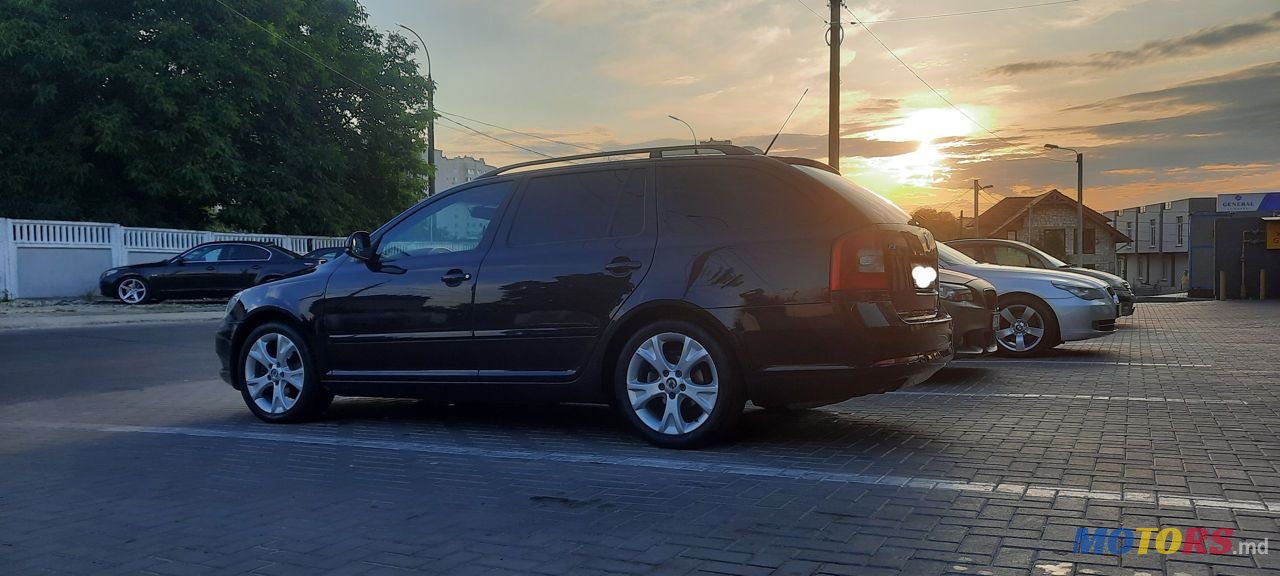 2009' Skoda Octavia photo #4