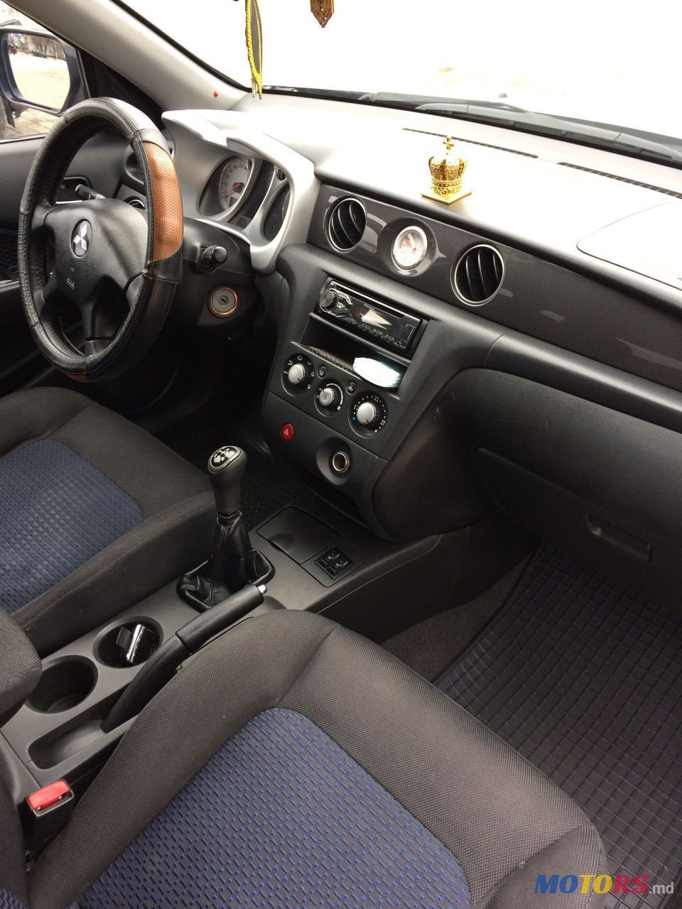 2008' Mitsubishi Outlander photo #6