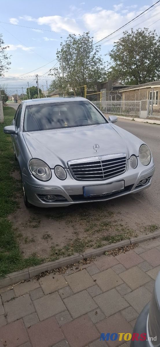 2007' Mercedes-Benz E-Class photo #1