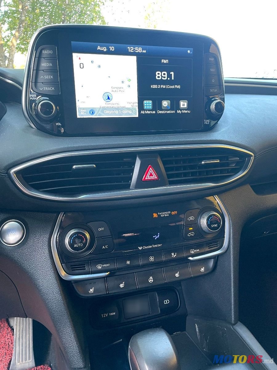 2018' Hyundai Santa Fe photo #6