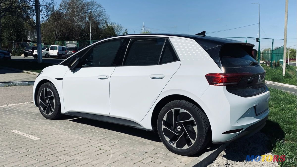 2022' Volkswagen ID.3 photo #5