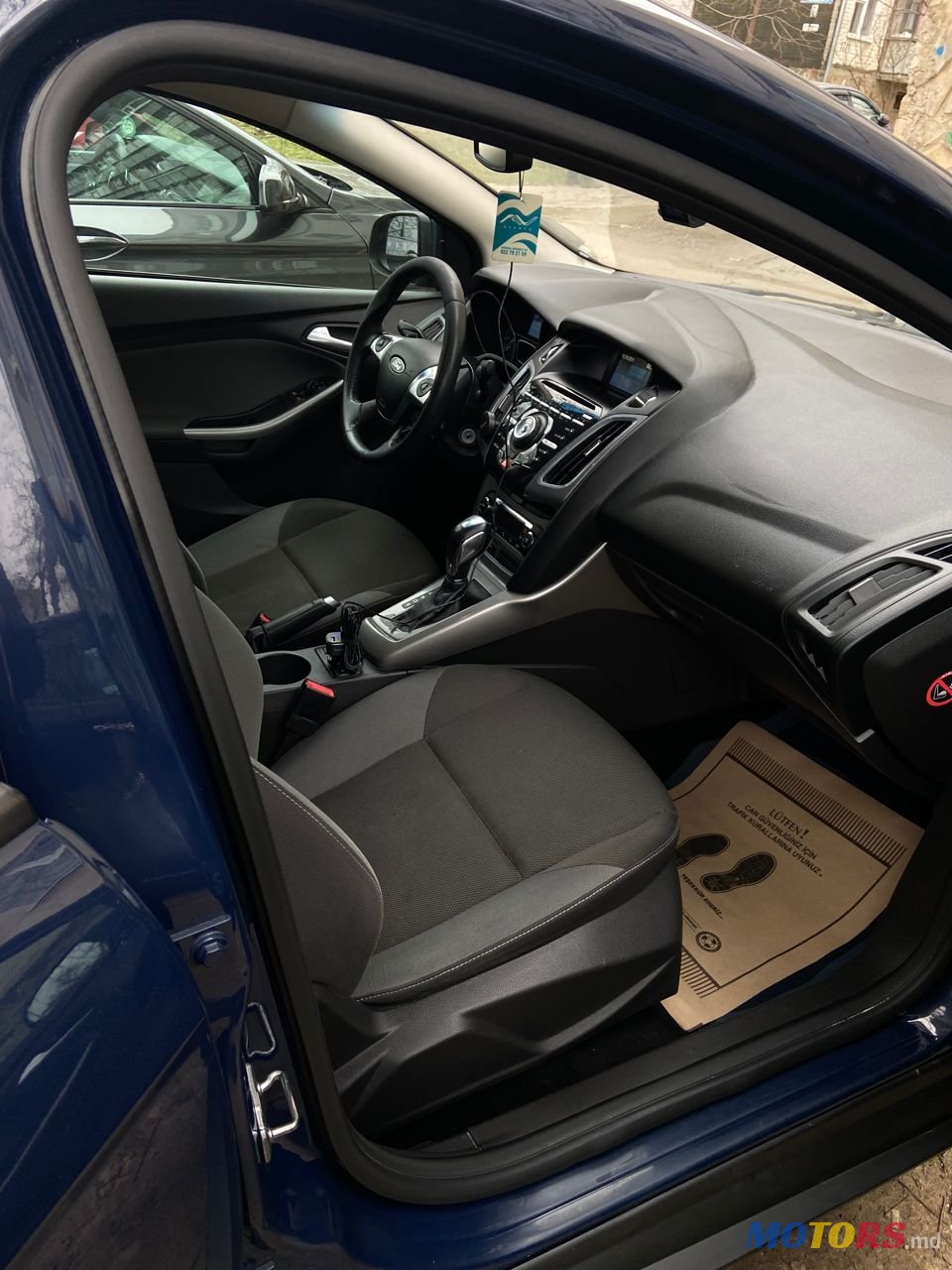 2011' Ford Focus photo #4