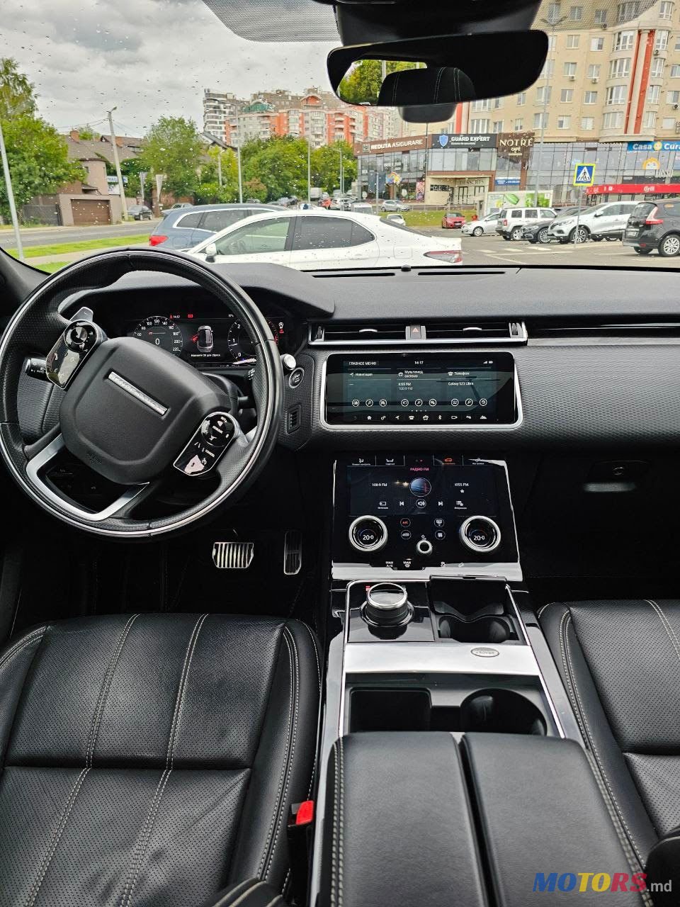 2020' Land Rover Range Rover Velar photo #6